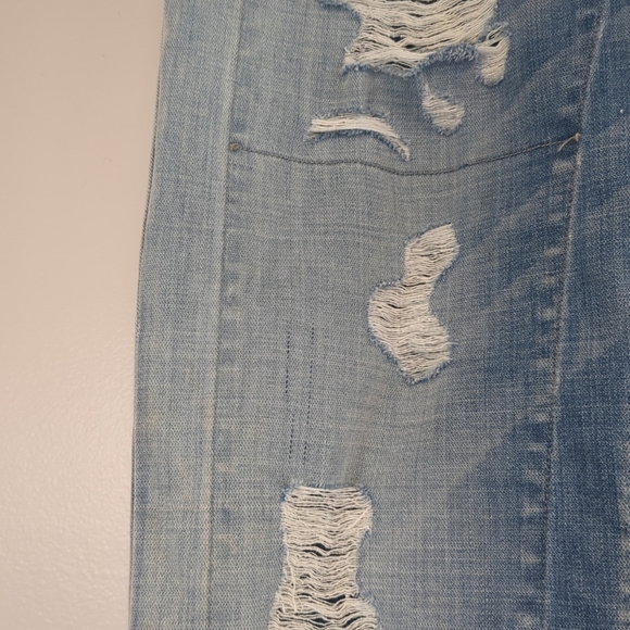 True Religion Jeans Women's 33X29 Distressed Audrey Slim Boyfriend Thrashed USA - Picture 4 of 13